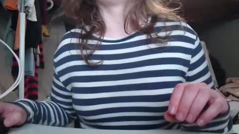 Snapshot of the_prettywondder chatting on November 12, 2025, 3:12 pm Ekye online show from November 12, 2025, 3:12 pm