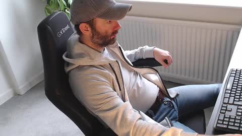 the_sensual_masturwait online show from October 31, 2025, 8:48 am