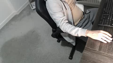 the_sensual_masturwait online show from November 20, 2025, 7:08 am