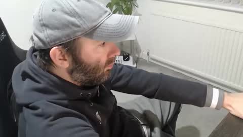 the_sensual_masturwait online show from December 1, 2025, 7:35 am