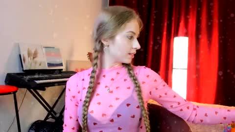 Ally    STREAMING ON TWITCH NOW Check my Twitter for updates online show from February 14, 2025, 7:12 pm