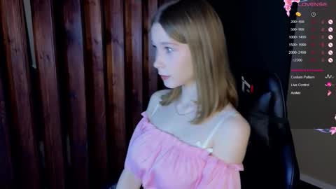 Snapshot of the_vickky chatting on February 7, 2026, 5:16 pm Vicky online show from February 7, 2026, 5:16 pm