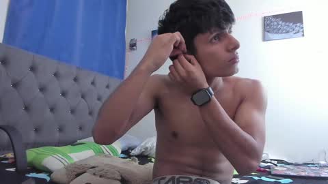 Snapshot of the_weed_guys chatting on December 30, 2024, 3:47 am Danny online show from December 30, 2024, 3:47 am