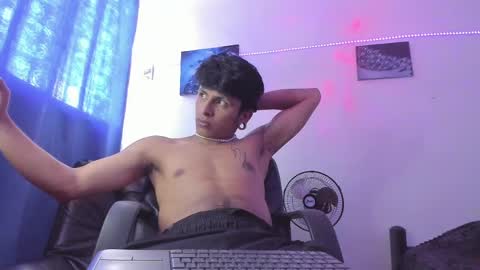 Snapshot of the_weed_guys chatting on January 6, 2025, 7:45 pm Danny online show from January 6, 2025, 7:45 pm