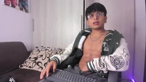 Snapshot of the_weed_guys chatting on September 25, 2025, 3:54 am Danny online show from September 25, 2025, 3:54 am