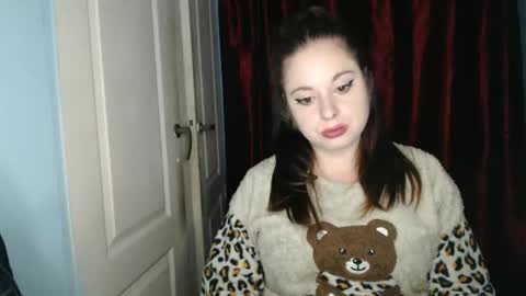 raissa online show from September 19, 2025, 4:14 am