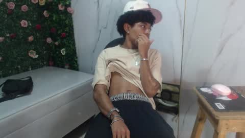 Snapshot of theblackflavor chatting on March 24, 2026, 1:32 am Flavor online show from March 24, 2026, 1:32 am