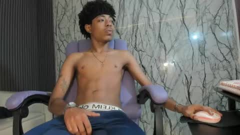 Snapshot of theblackflavor chatting on April 11, 2026, 1:04 pm Flavor online show from April 11, 2026, 1:04 pm