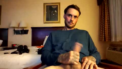 Snapshot of thecoryhall9109 chatting on October 26, 2025, 8:42 am thecoryhall9109 online show from October 26, 2025, 8:42 am