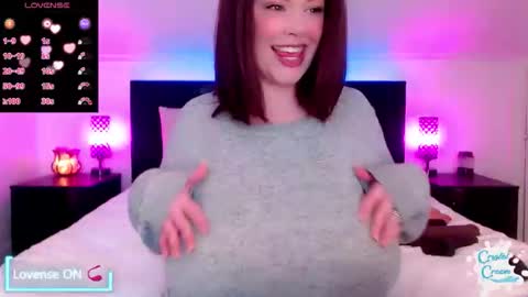 Snapshot of thecrystalcream chatting on February 3, 2026, 6:13 pm thecrystalcream online show from February 3, 2026, 6:13 pm