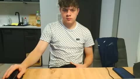 thecuteguy144949 online show from December 5, 2025, 8:38 pm