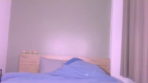 Yolanda online show from June 12, 2026, 1:48 am
