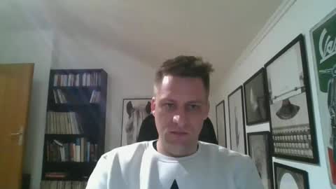 Snapshot of thedon2123 chatting on March 10, 2025, 8:12 pm thedon2123 online show from March 10, 2025, 8:12 pm