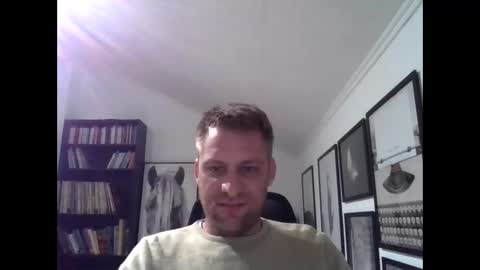 Snapshot of thedon2123 chatting on September 26, 2025, 4:55 pm thedon2123 online show from September 26, 2025, 4:55 pm