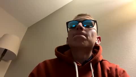 Snapshot of thedondom69 chatting on December 8, 2024, 3:32 am thedondom69 online show from December 8, 2024, 3:32 am