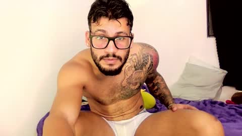 thedragonboyxxx online show from December 2, 2025, 5:13 am