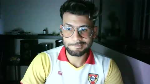 thedragonboyxxx online show from July 6, 2026, 4:31 am
