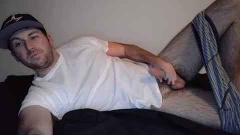 Theetwohander online show from March 9, 2025, 11:36 am