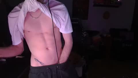 Snapshot of thefabuloussam chatting on April 13, 2026, 2:28 am Thefabulousam Independent Model online show from April 13, 2026, 2:28 am