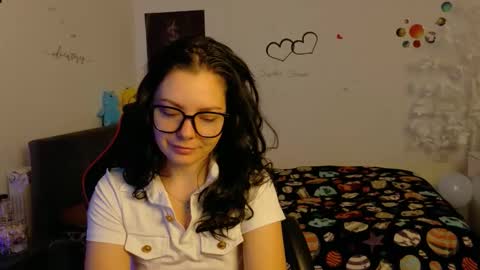 TheFarmergirl online show from November 12, 2025, 4:46 am