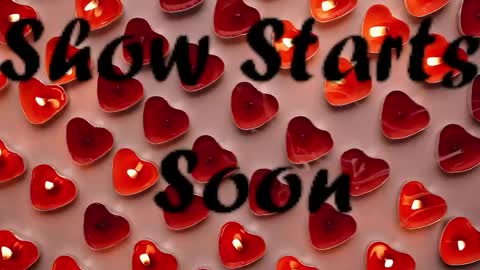 Snapshot of thegoldenbud420 chatting on May 19, 2026, 11:44 pm CoupleInBloom online show from May 19, 2026, 11:44 pm