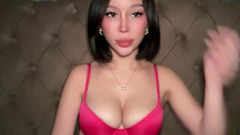 Snapshot of thegreat_legacy chatting on April 22, 2026, 11:39 pm Elle dont forget to folloW me and thumbs up online show from April 22, 2026, 11:39 pm