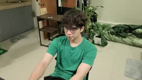 Green online show from February 21, 2026, 8:21 pm