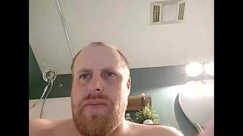 Snapshot of thehammerxx chatting on September 17, 2025, 9:44 am thehammerxx online show from September 17, 2025, 9:44 am