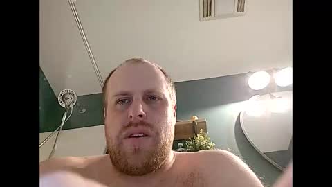 Snapshot of thehammerxx chatting on November 5, 2025, 10:37 am thehammerxx online show from November 5, 2025, 10:37 am