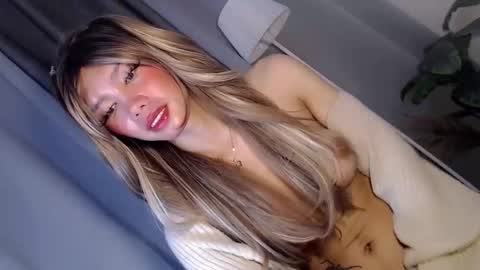 Snapshot of thehornygirl_laisa chatting on May 27, 2026, 1:35 am laisa online show from May 27, 2026, 1:35 am