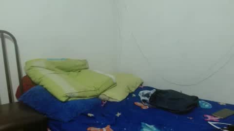 thehousedog online show from November 30, 2025, 9:08 pm