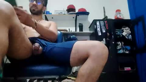 thehousedog online show from February 14, 2026, 2:30 am