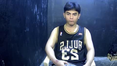 Xerxis online show from February 8, 2025, 9:15 pm