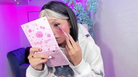 Theia  online show from February 21, 2026, 6:09 pm