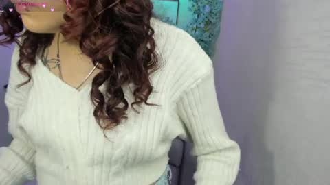 Theia  online show from April 4, 2026, 12:35 pm