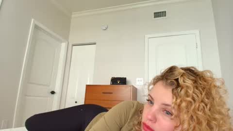 Lily Marie online show from January 30, 2025, 7:48 pm
