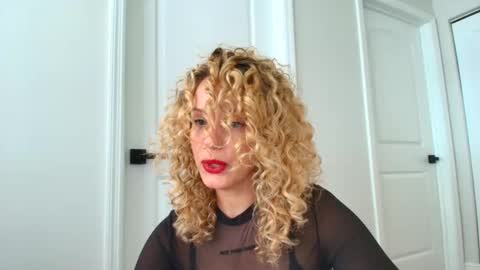 Lily Marie online show from February 6, 2025, 6:13 pm