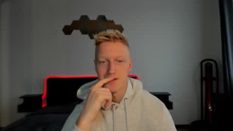 Snapshot of thejacob_d chatting on November 13, 2025, 8:35 am thejacob_d online show from November 13, 2025, 8:35 am