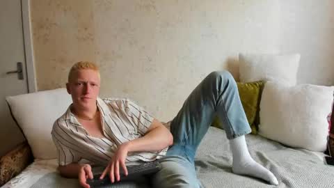 Snapshot of thejacob_d chatting on April 22, 2026, 11:12 am thejacob_d online show from April 22, 2026, 11:12 am