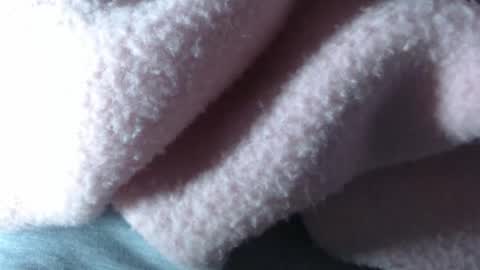 Liam online show from November 11, 2025, 9:15 pm