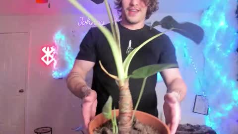 Snapshot of thejohnnystone chatting on February 13, 2026, 1:23 am Johnny Stone online show from February 13, 2026, 1:23 am