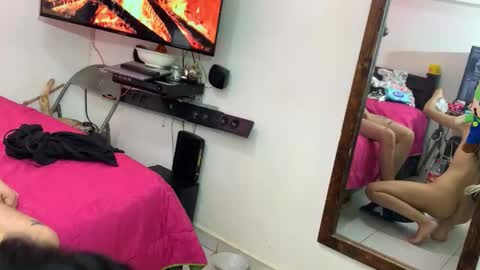 theking11220 online show from November 30, 2025, 7:01 am