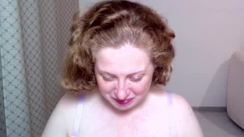 Ella online show from October 29, 2025, 5:25 pm