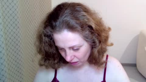 Snapshot of theladysblush chatting on April 9, 2026, 8:14 pm Ella online show from April 9, 2026, 8:14 pm