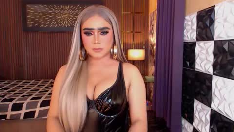 Paula online show from March 7, 2026, 7:00 pm