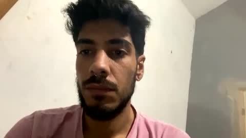 themarttinguyyy online show from October 28, 2025, 1:20 am