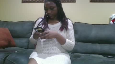 Snapshot of thenaturalgoddess chatting on December 18, 2024, 7:04 am TheNaturalGoddess online show from December 18, 2024, 7:04 am