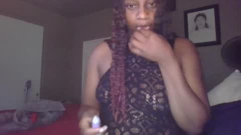 Snapshot of thenaturalgoddess chatting on February 23, 2025, 1:24 am TheNaturalGoddess online show from February 23, 2025, 1:24 am