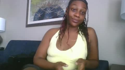 Snapshot of thenaturalgoddess chatting on March 10, 2025, 5:50 pm TheNaturalGoddess online show from March 10, 2025, 5:50 pm