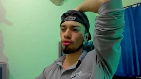 Snapshot of theo_stone04 chatting on September 14, 2025, 7:29 am Theo online show from September 14, 2025, 7:29 am